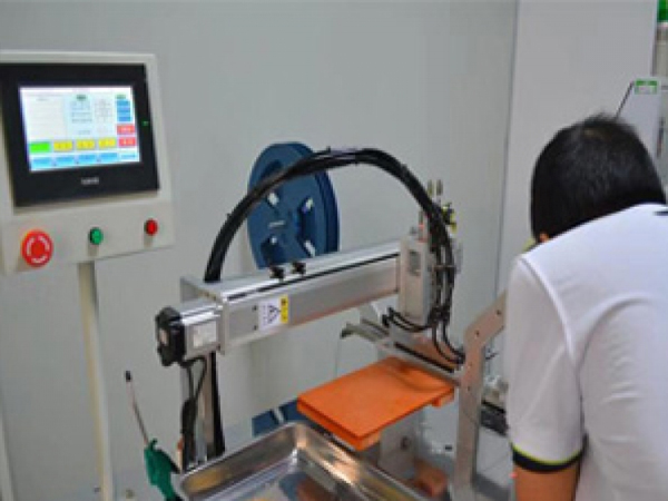 自動檢測機